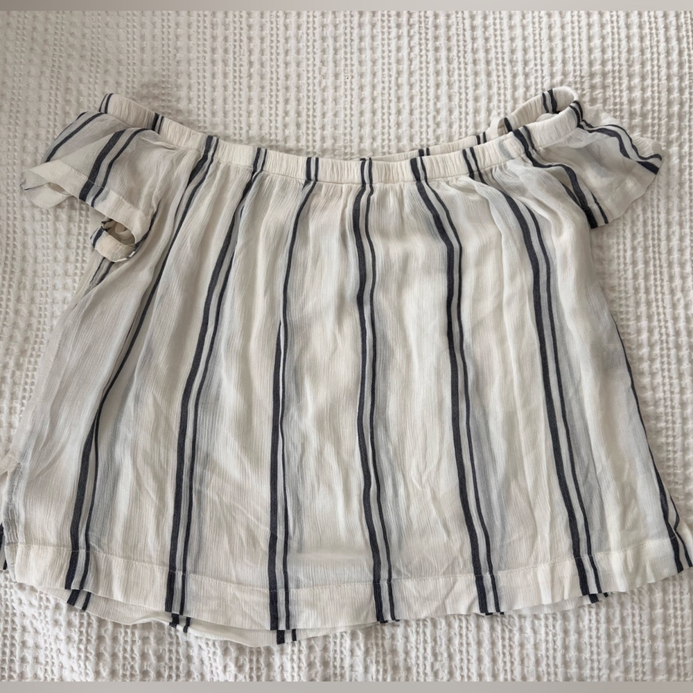 Cloth & Stone Slate Blue and White striped off the shoulder blouse - size xs